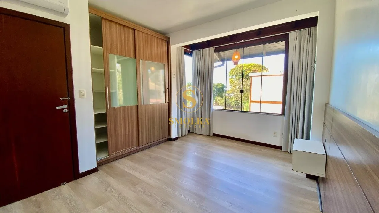 2-bedroom apartment with a home office in Florianópolis — photo 29