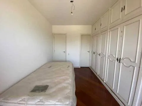 Furnished apartment with 3 bedrooms and 4 bathrooms — photo 7