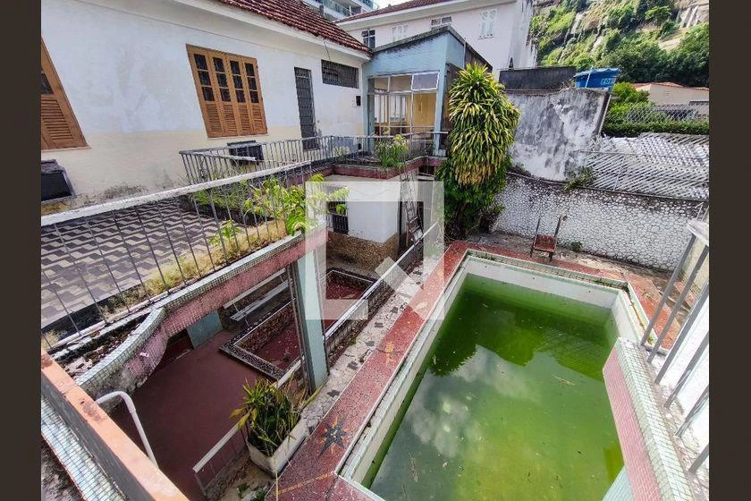500 m² rental house with 4 bedrooms and 2 bathrooms — photo 48