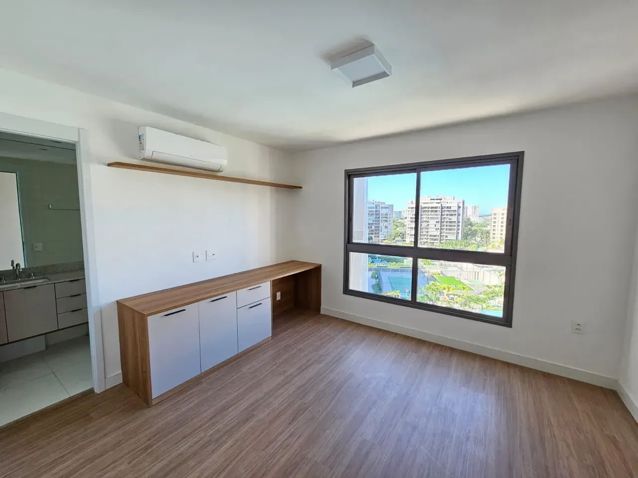 Apartamento de 156 m² com 4 quartos e 5 banheiros — photo 7