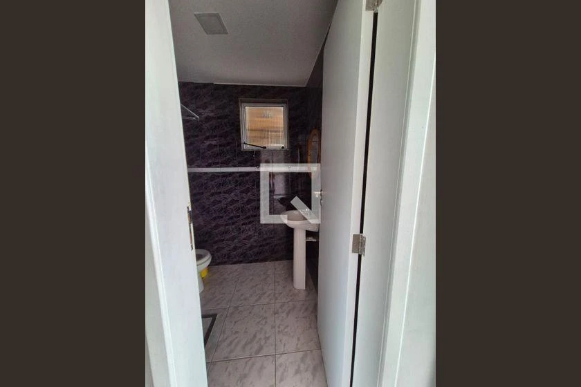 Casa de 300 m² con 5 dormitorios y cocina a gas — photo 19