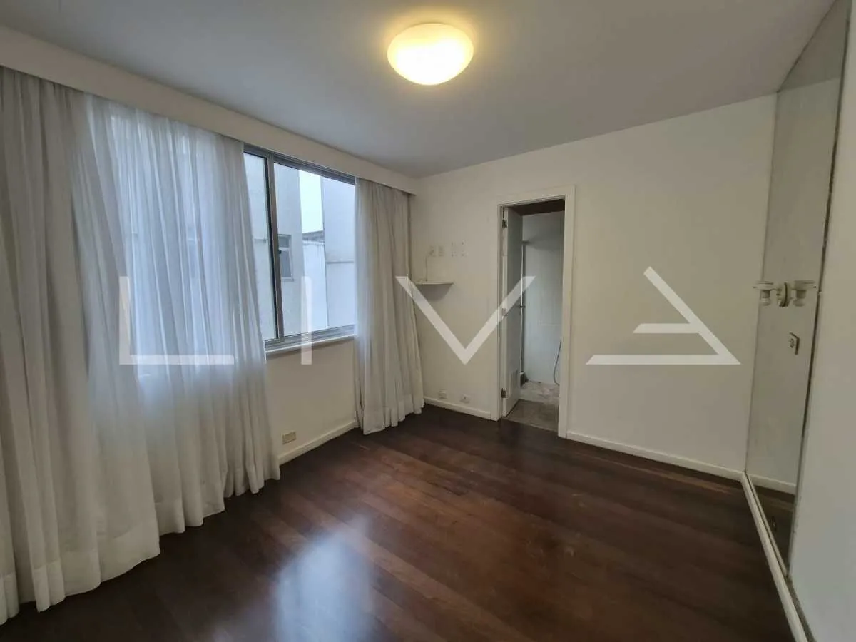 Furnished apartment, 167 m², with a bathtub — photo 4