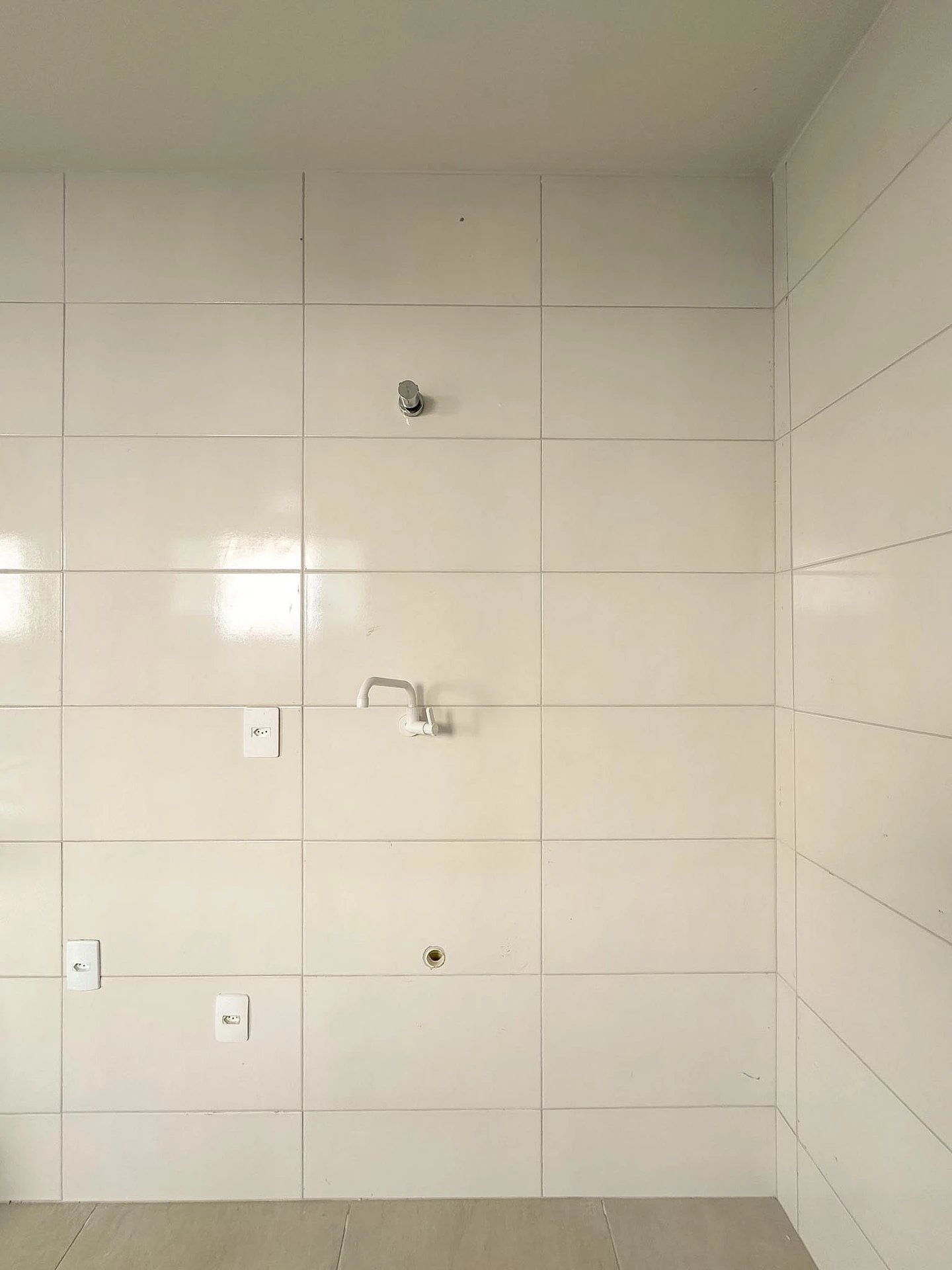 One-bedroom, 30 m² apartment in Florianópolis — photo 30
