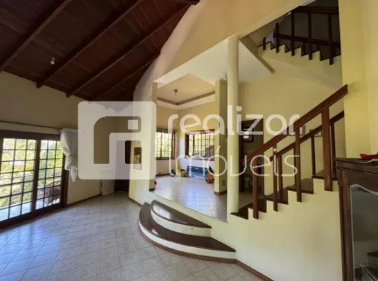 House for rent with 5 bedrooms and a private garden — photo 3