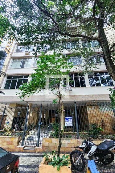 Apartamento, 58 m², com piso de madeira ou laminado — photo 2