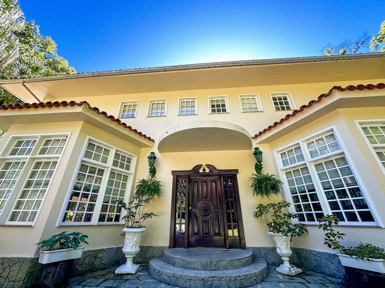 Furnished house with 4 bedrooms and 2993 m², 3 en-suites — photo 23