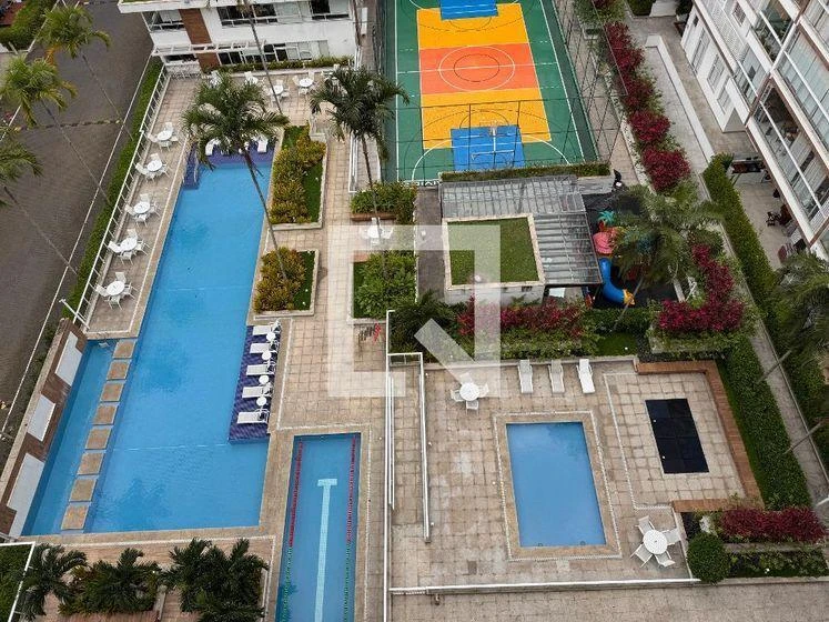 3-bedroom apartment with a mountain view in Rio de Janeiro — photo 46