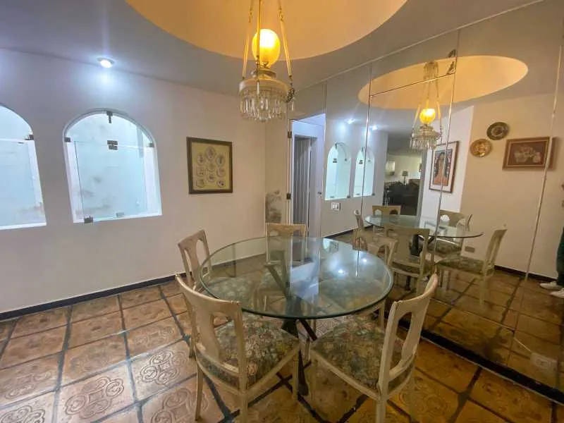 Triplex penthouse with 4 bedrooms and a balcony — photo 11