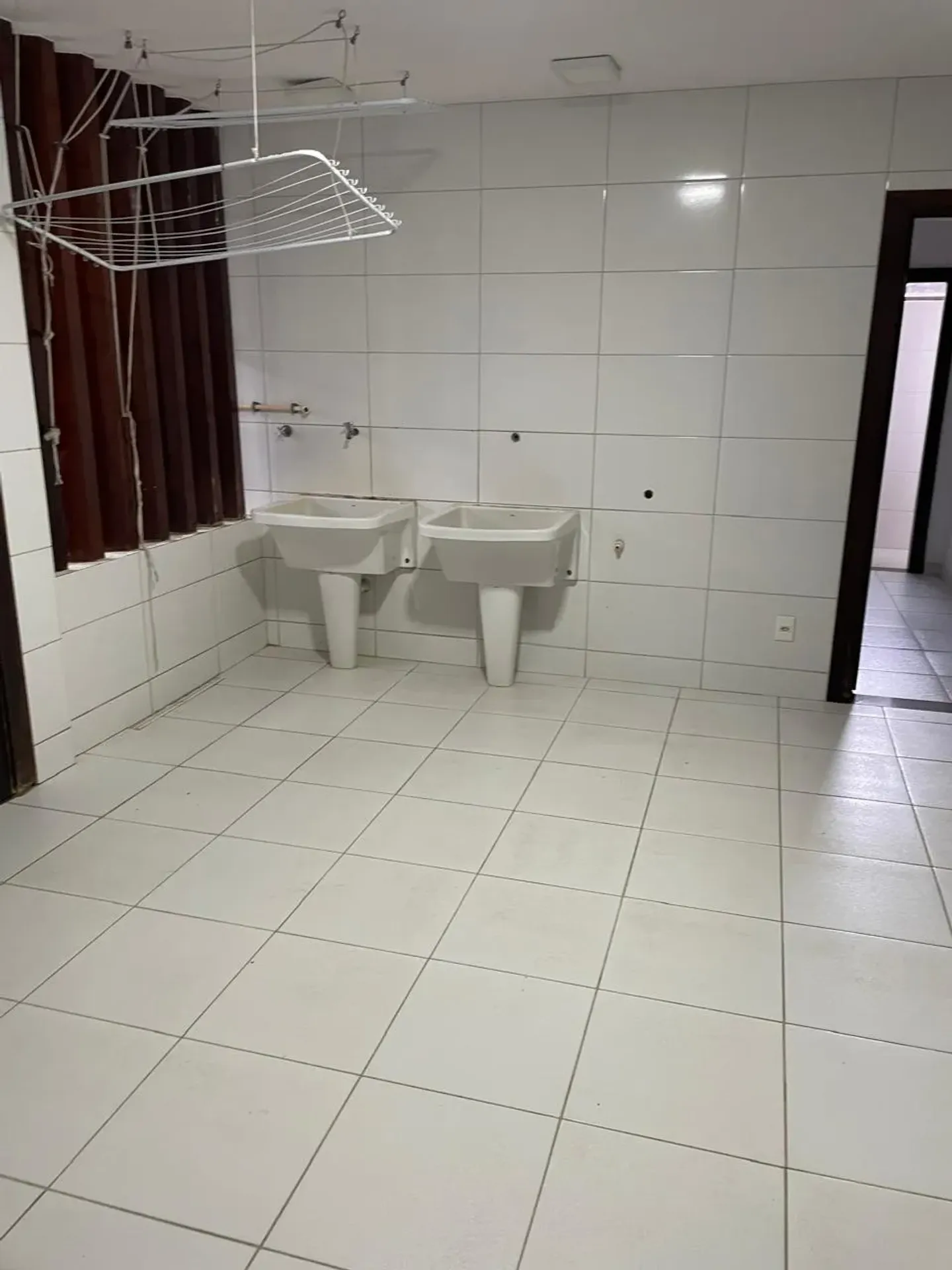 Casa com 5 quartos e cozinha fechada a gás — photo 13