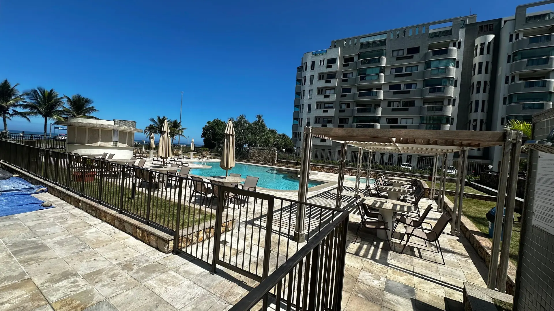 Furnished apartment with balcony and 1 bedroom — photo 17