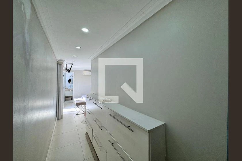 Furnished 3-bedroom apartment with 235 m² and 2 parking — photo 45