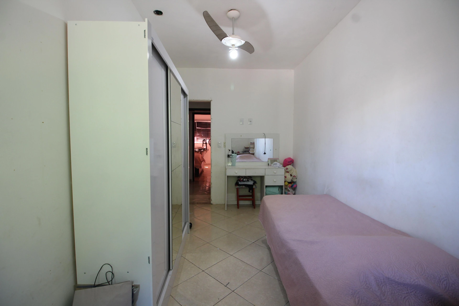 Furnished house with 3 bedrooms, private yard and 1 parking spot — photo 44