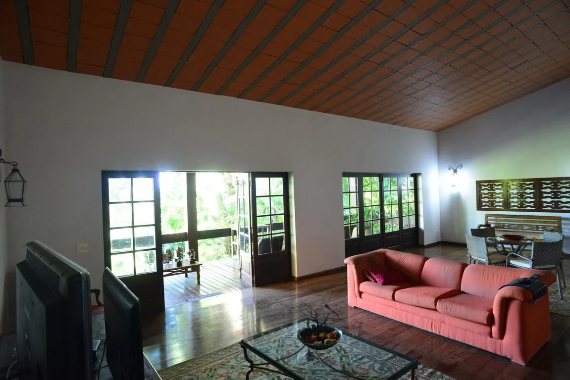 Furnished house, 530 m², with a grill on the balcony — photo 26