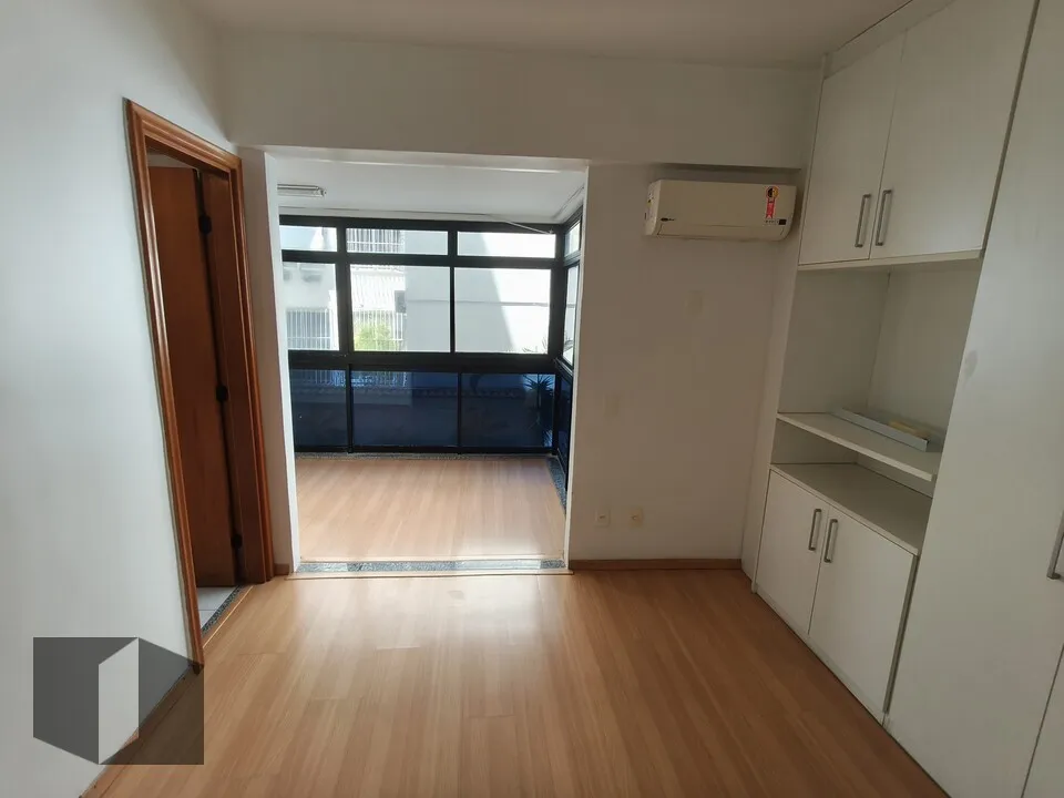 3-bedroom apartment in a building with a sauna — photo 21