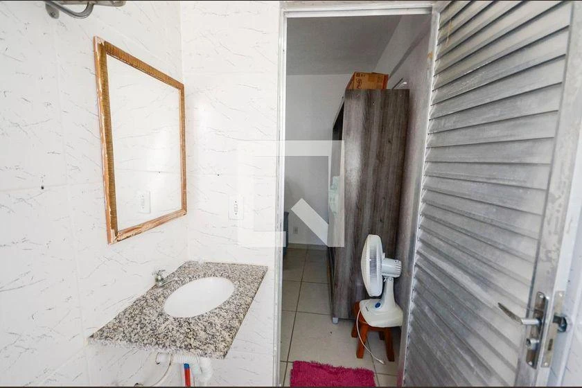 Rental house with 8 bedrooms and 8 bathrooms — photo 19