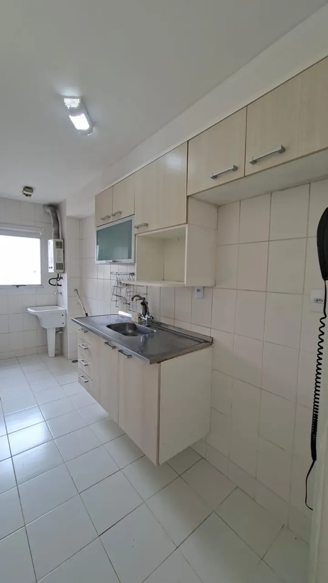 Washing machine in a one-bedroom apartment, 45 m² — photo 7
