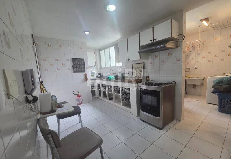 Furnished 161 m² apartment with 3 bedrooms and 2 suites — photo 13