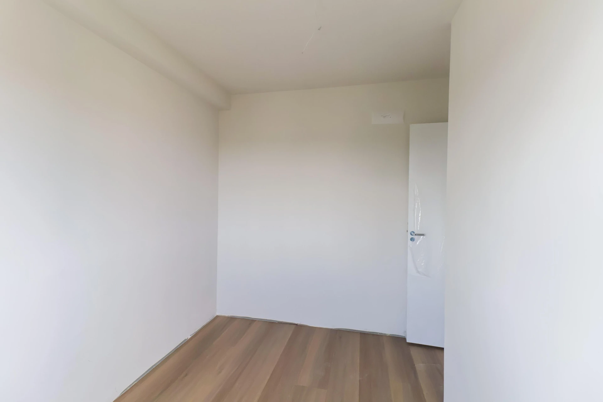 3-bedroom apartment with a grill on the balcony in Curitiba — photo 34