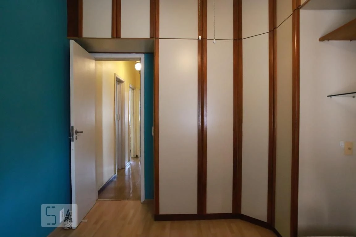 2-bedroom apartment with a mountain view — photo 25