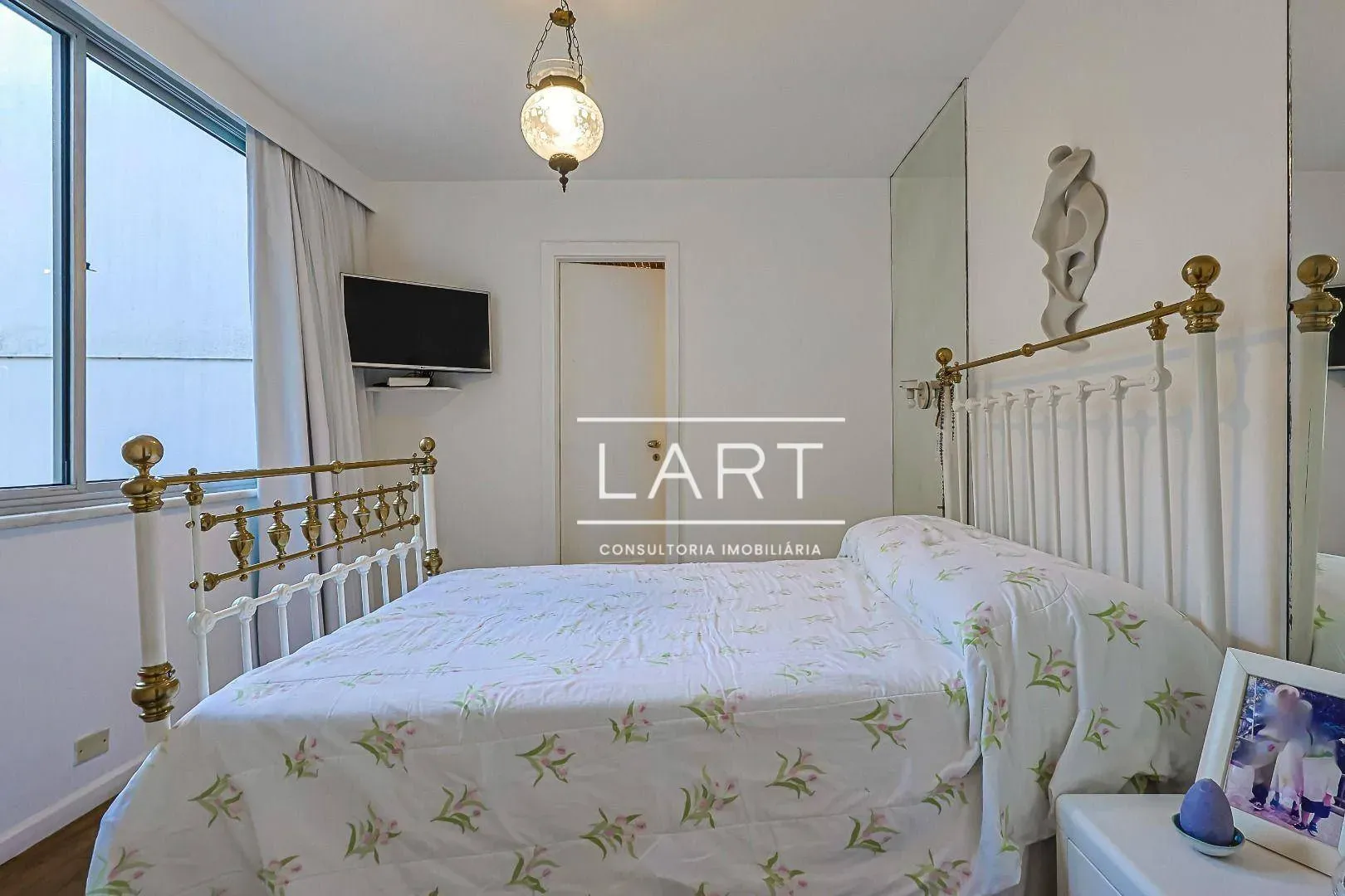 Apartamento com 3 quartos e 3 banheiros, 220 m² — photo 26
