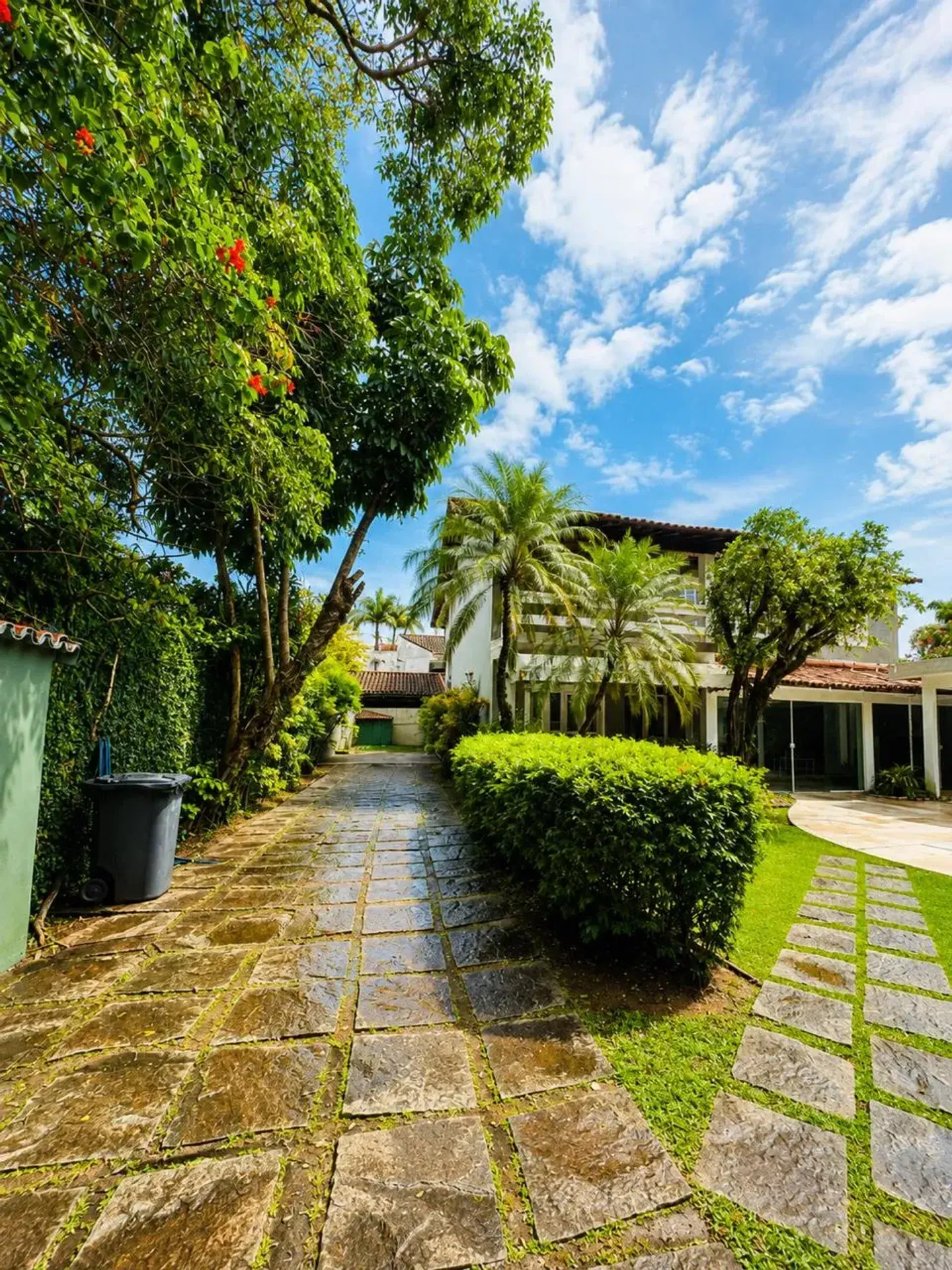 Casa para locação 647 m² com 5 quartos e 2 suítes — photo 38