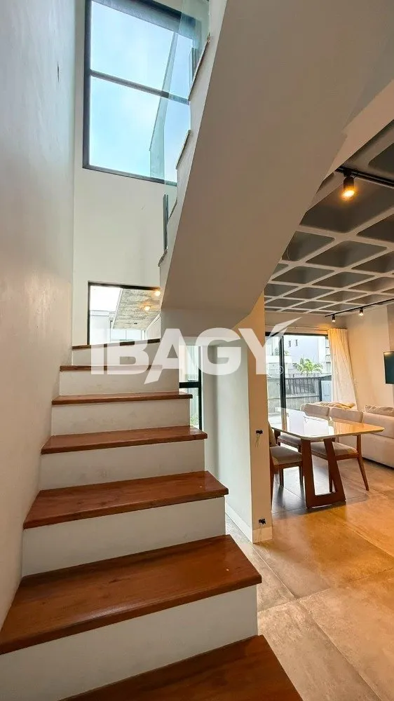 Casa en condominio con 4 dormitorios y cocina abierta — photo 16