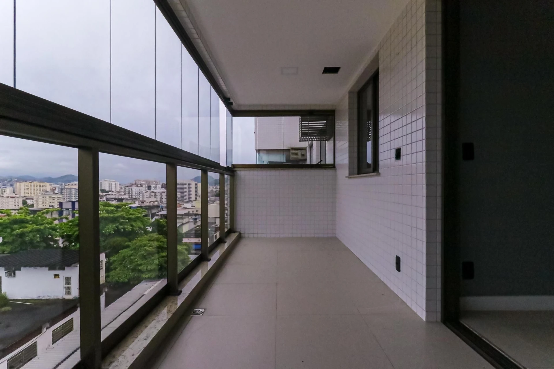 Квартира 68 м² з видом на гори та заскленим балконом — photo 10