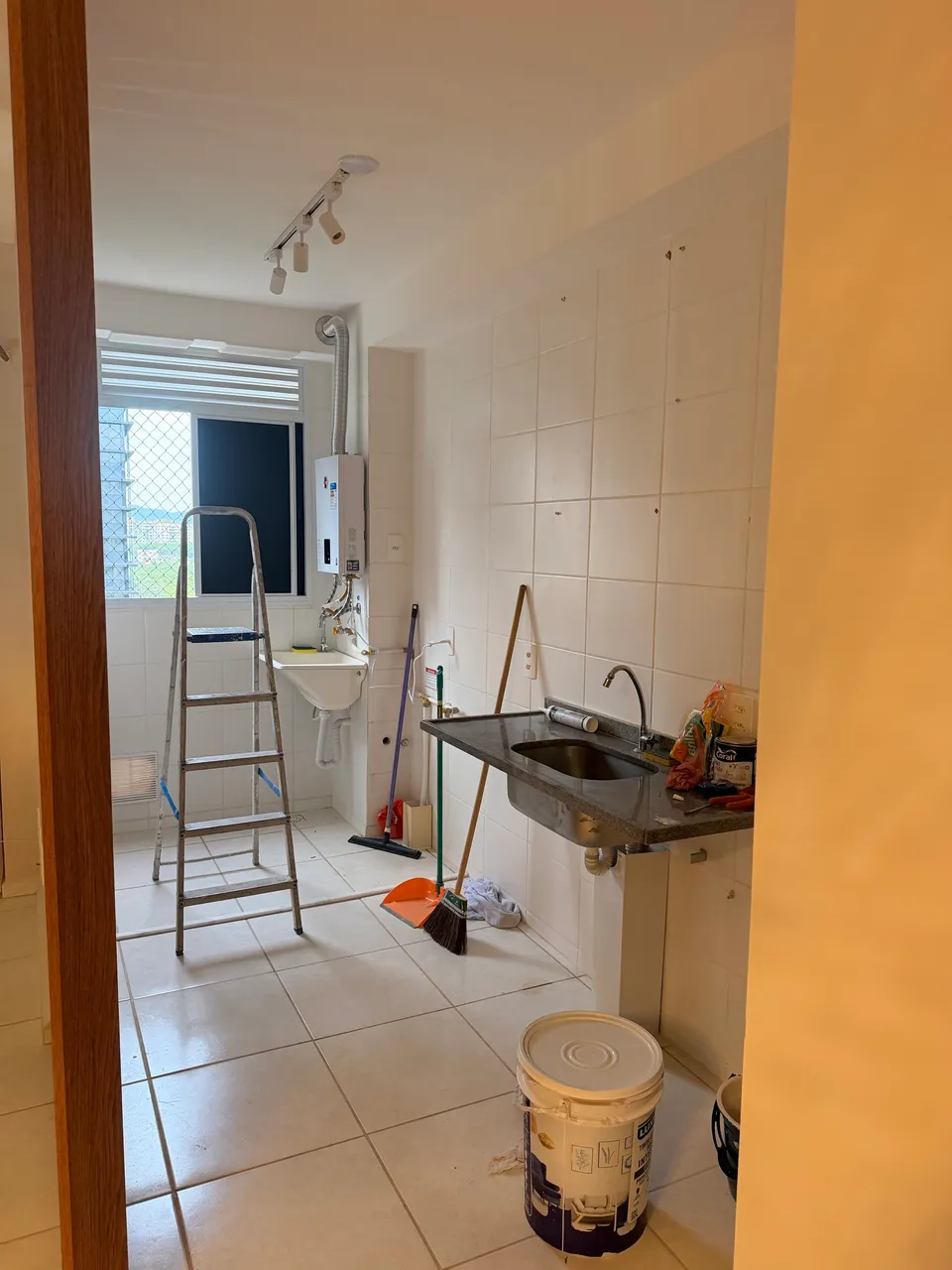 Unfurnished apartment with 2 bedrooms and 1 parking spot — photo 5