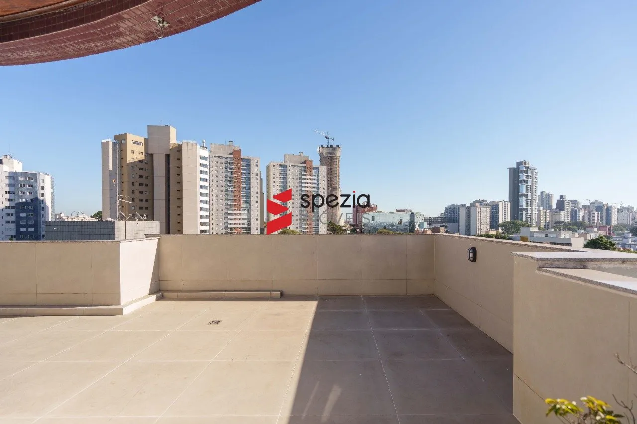 Duplex rental unit with 3 bedrooms and 3 bathrooms — photo 32