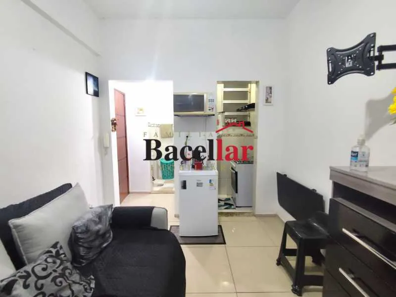 Furnished studio, 19 m² — photo 14