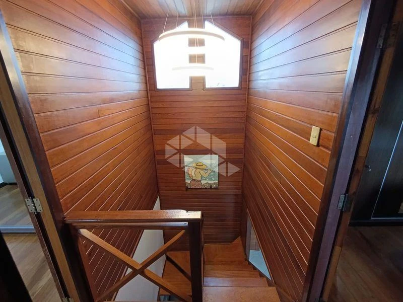 Casa de 3 dormitorios con balcón gourmet en Florianópolis — photo 42