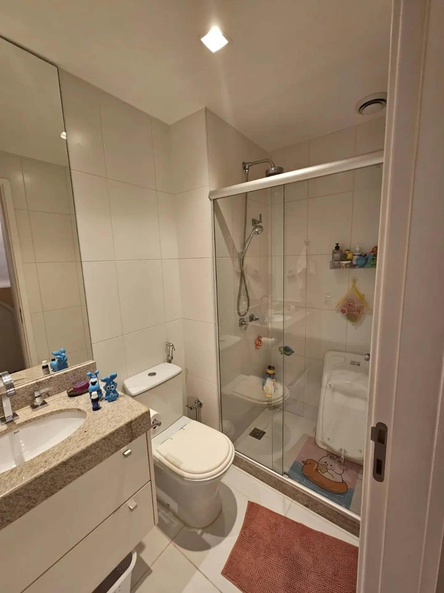 3-bedroom apartment in a building with a sauna — photo 38