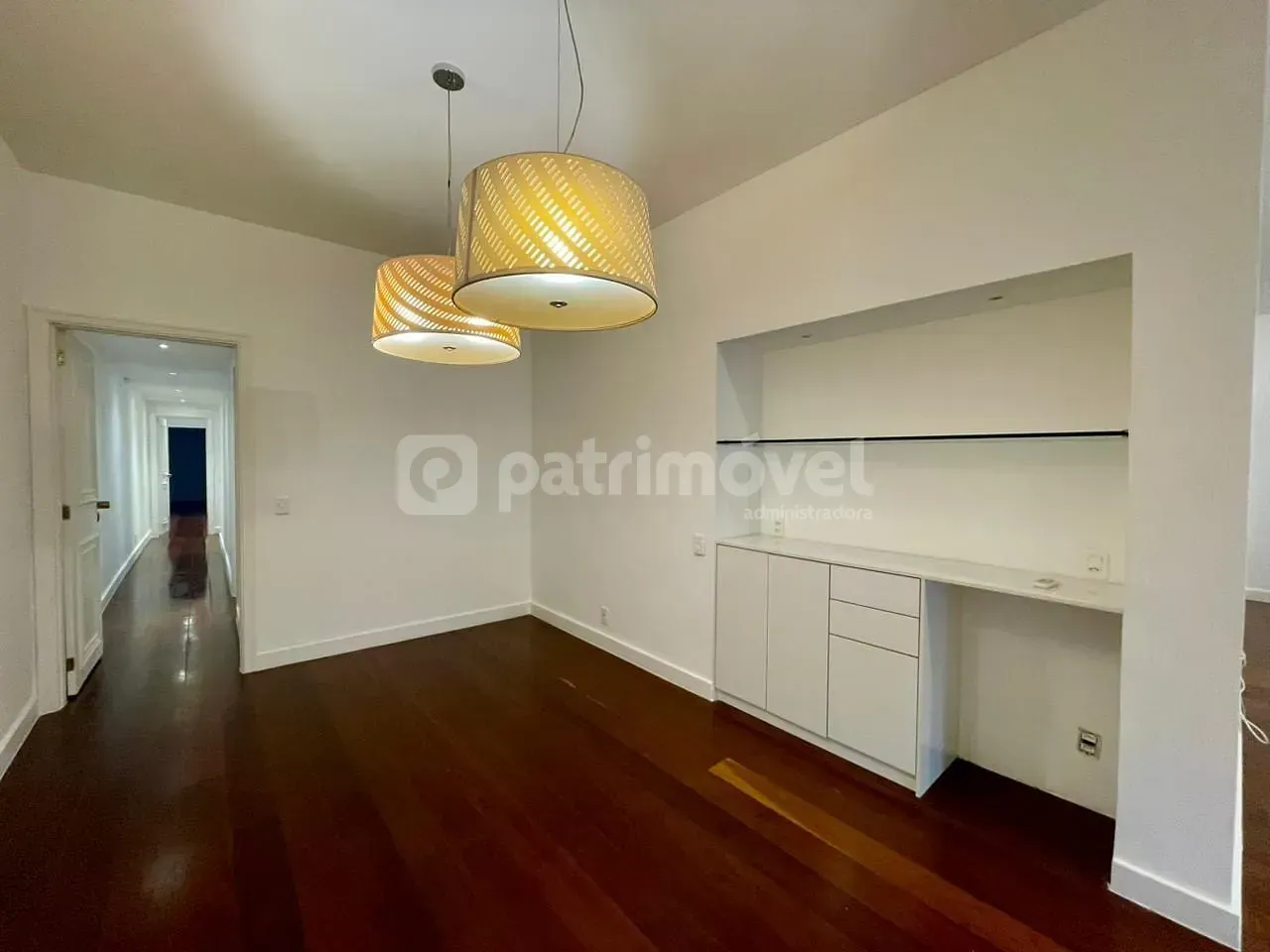 4-bedroom apartment with pool and 3 parking spaces — photo 4