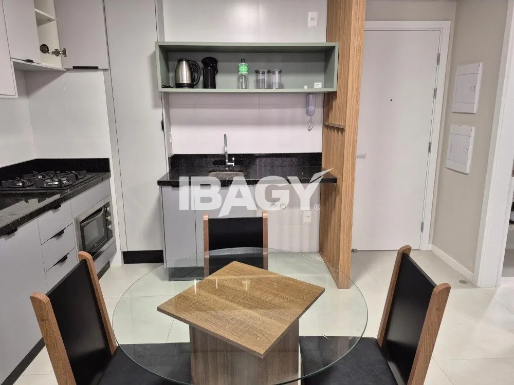 Furnished 49 m² studio with an open-plan kitchen — photo 4
