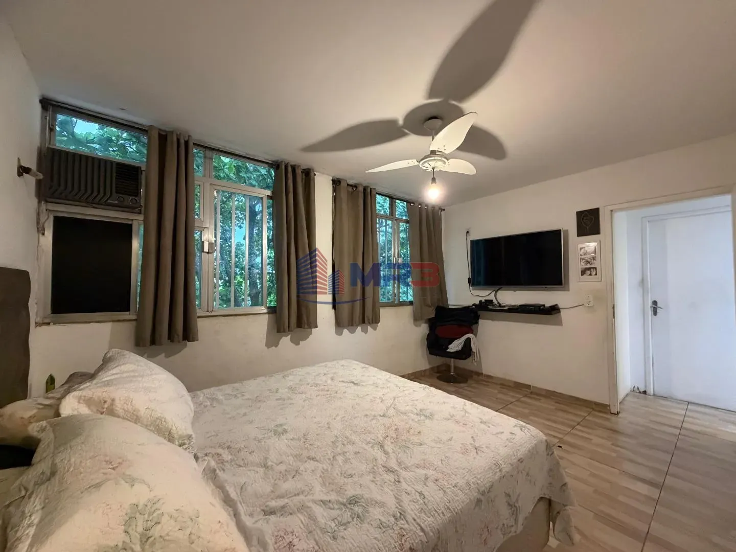 Rental house with 5 bedrooms and 600 m² — photo 33