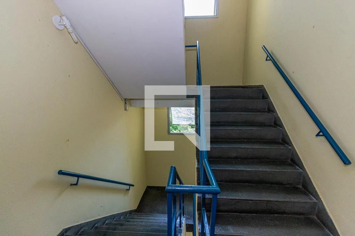 Furnished apartment with 2 bedrooms and a balcony — photo 35