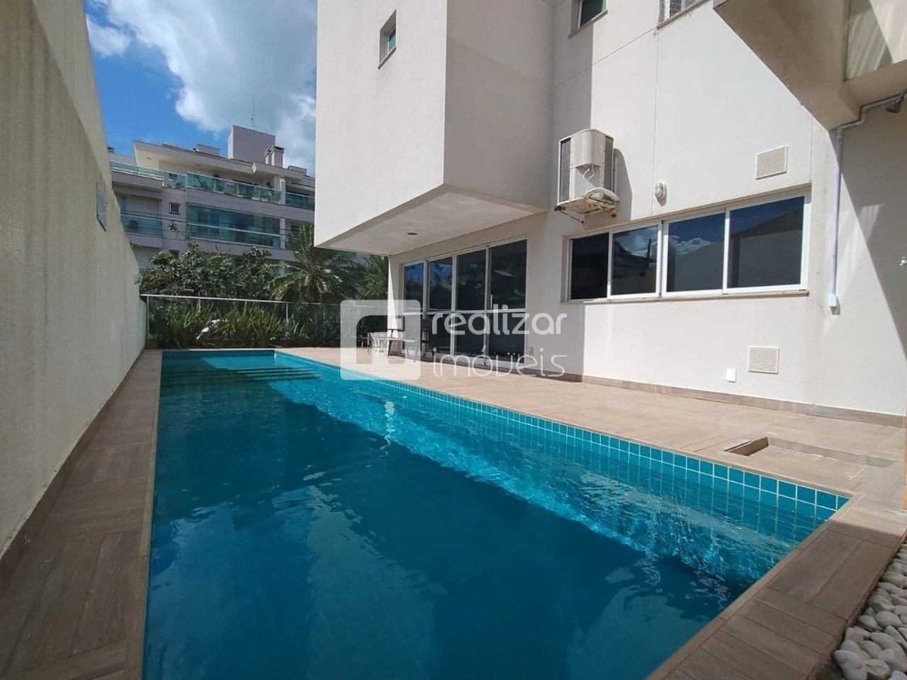 3-bedroom apartment with balcony and private barbecue — photo 4