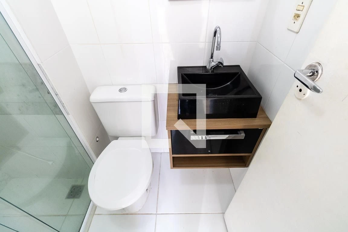 Деревянный пол или ламинат и 2 спальни: квартира 44 м² — photo 33