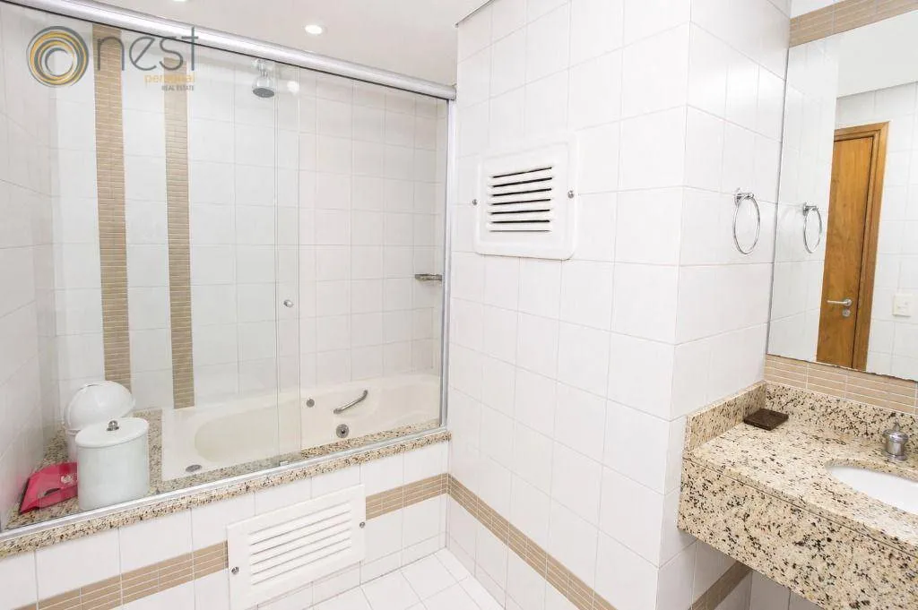 1-bedroom apartment with a washing machine and 65 m² — photo 29