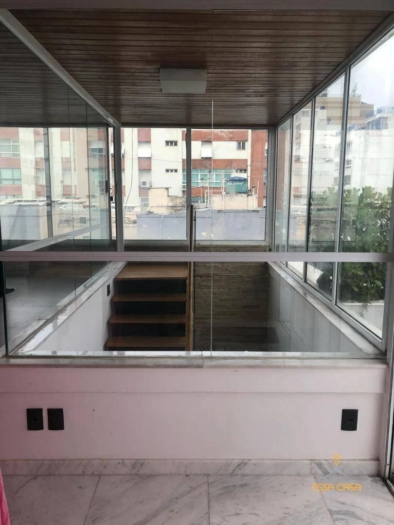 Cobertura triplex de 390 m² com 5 quartos e 2 vagas — photo 4