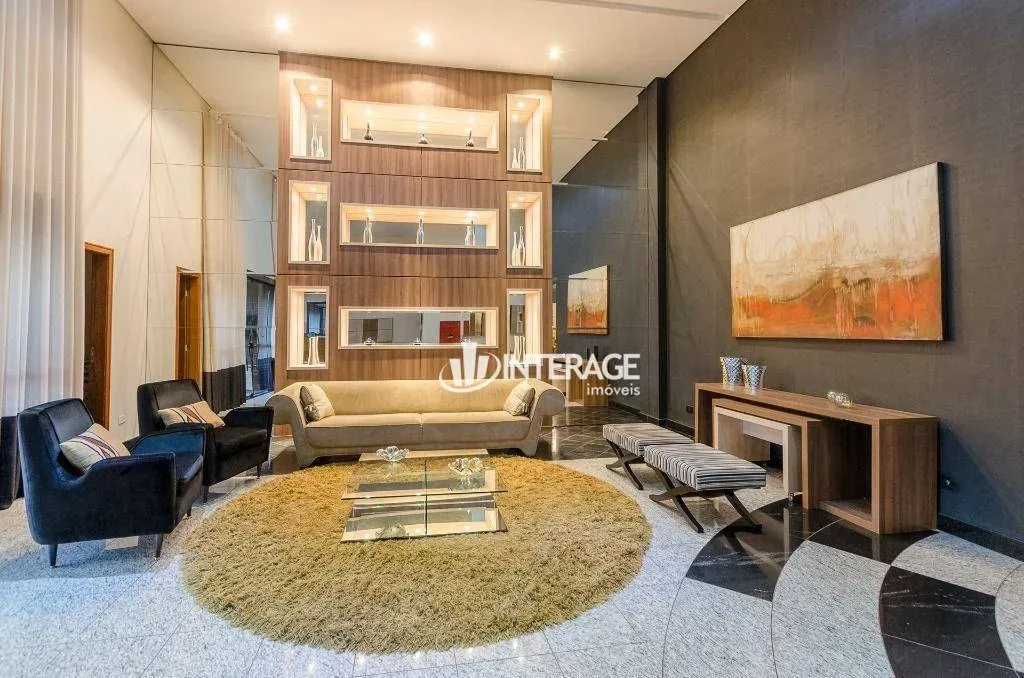 249 m² apartment with 3 bedrooms and 3 bathrooms — photo 25