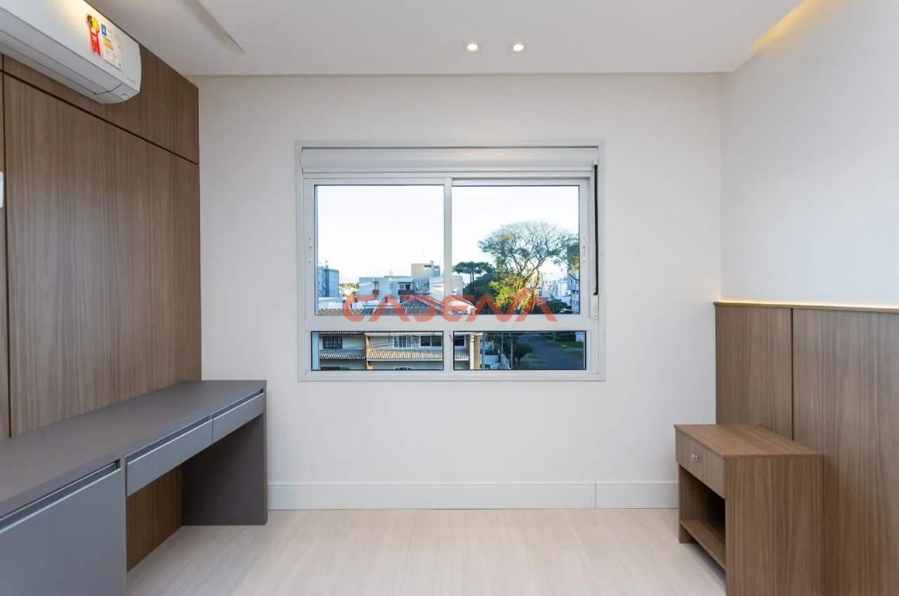 Unfurnished 4-bedroom apartment with private BBQ — photo 19