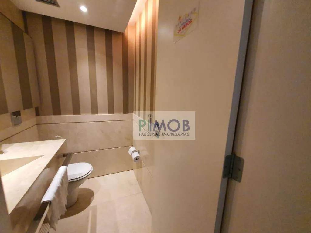 Furnished 260 m² apartment on the 23rd floor with 3 spots — photo 32