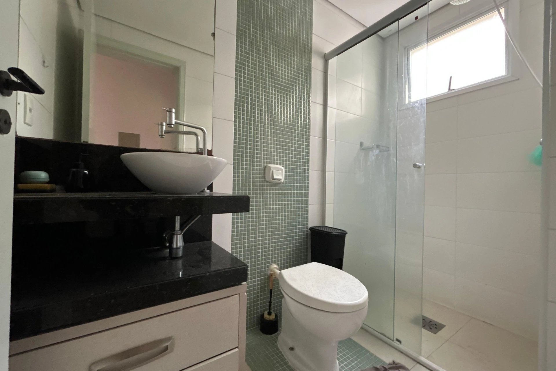 Glass-enclosed balcony in a 3-bedroom apartment, 108 m² — photo 20