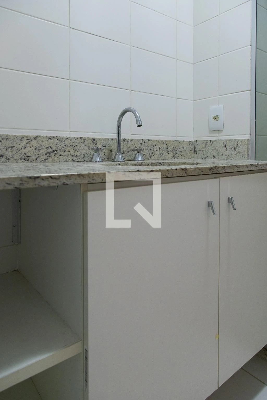 Glass-enclosed balcony in a 2-bedroom apartment, 74 m² — photo 2