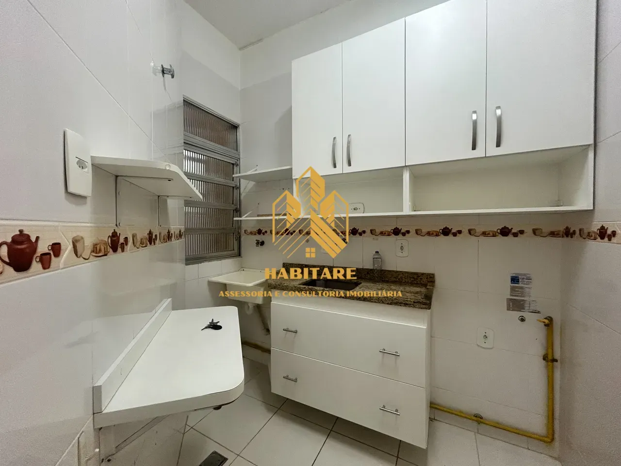 Apartment on the 7th floor with wood or laminate floors — photo 10