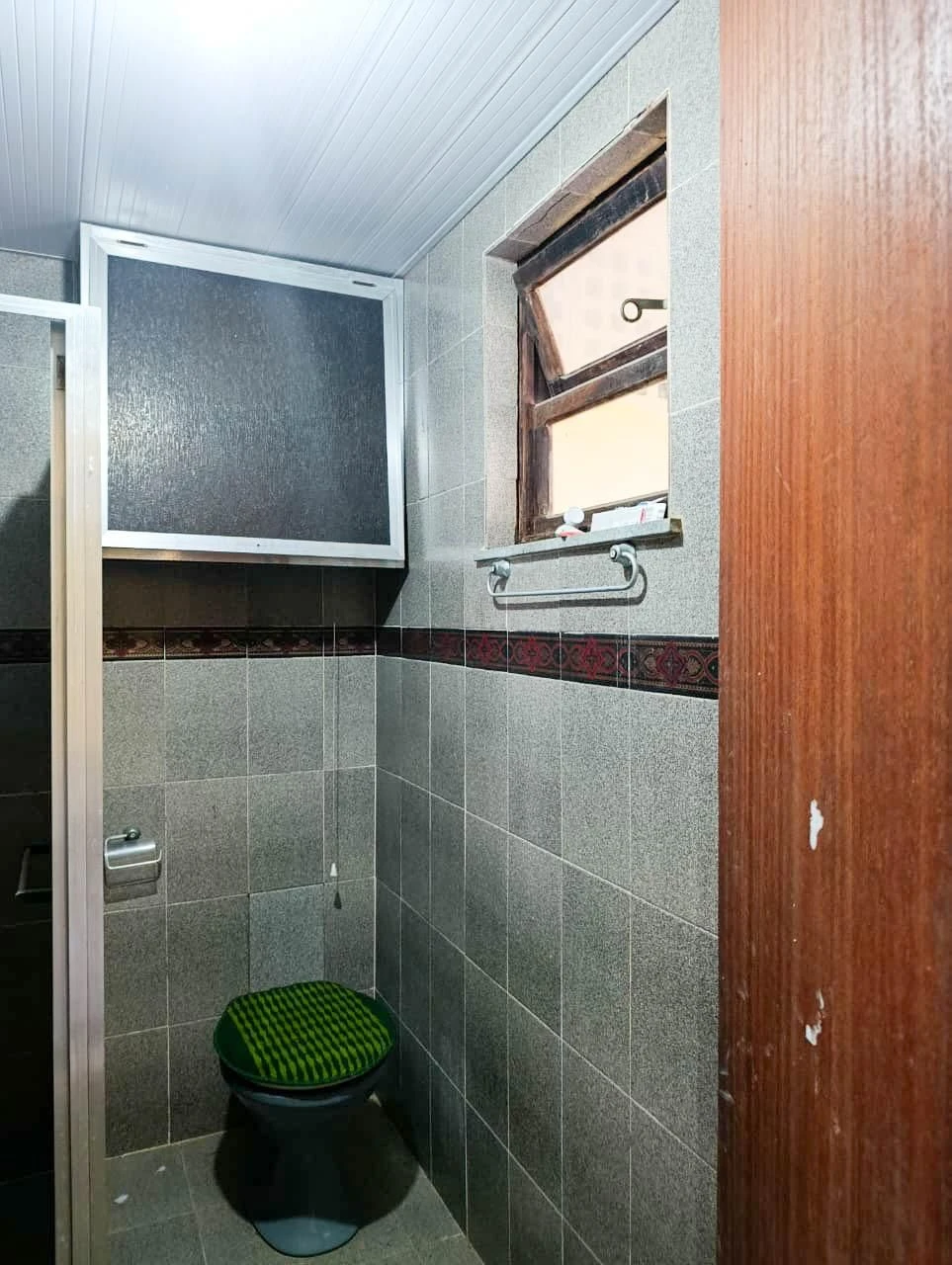 Дом 215 м² с рабочим местом и садом — photo 32