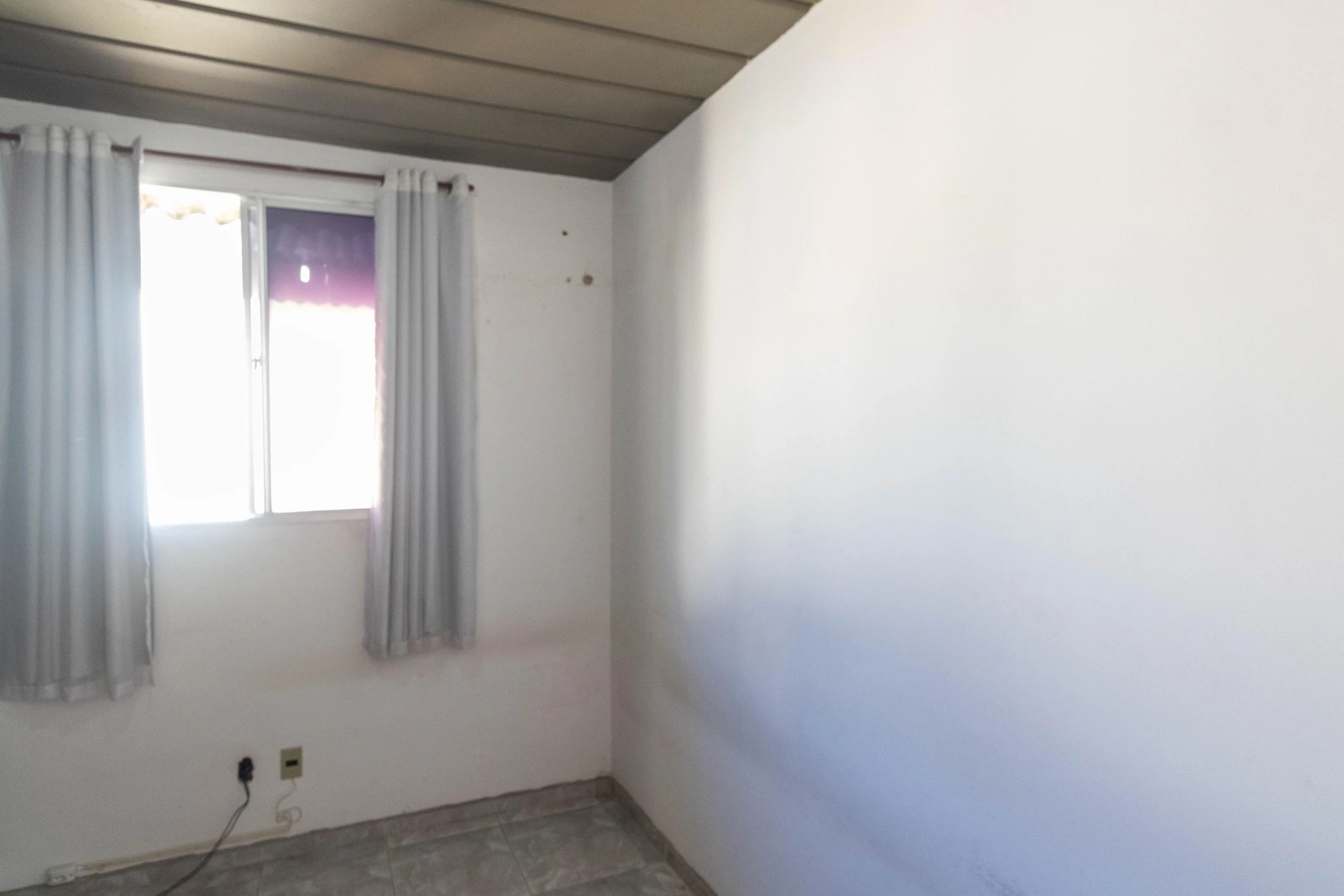 Apartment with a separate kitchen and stove — photo 7