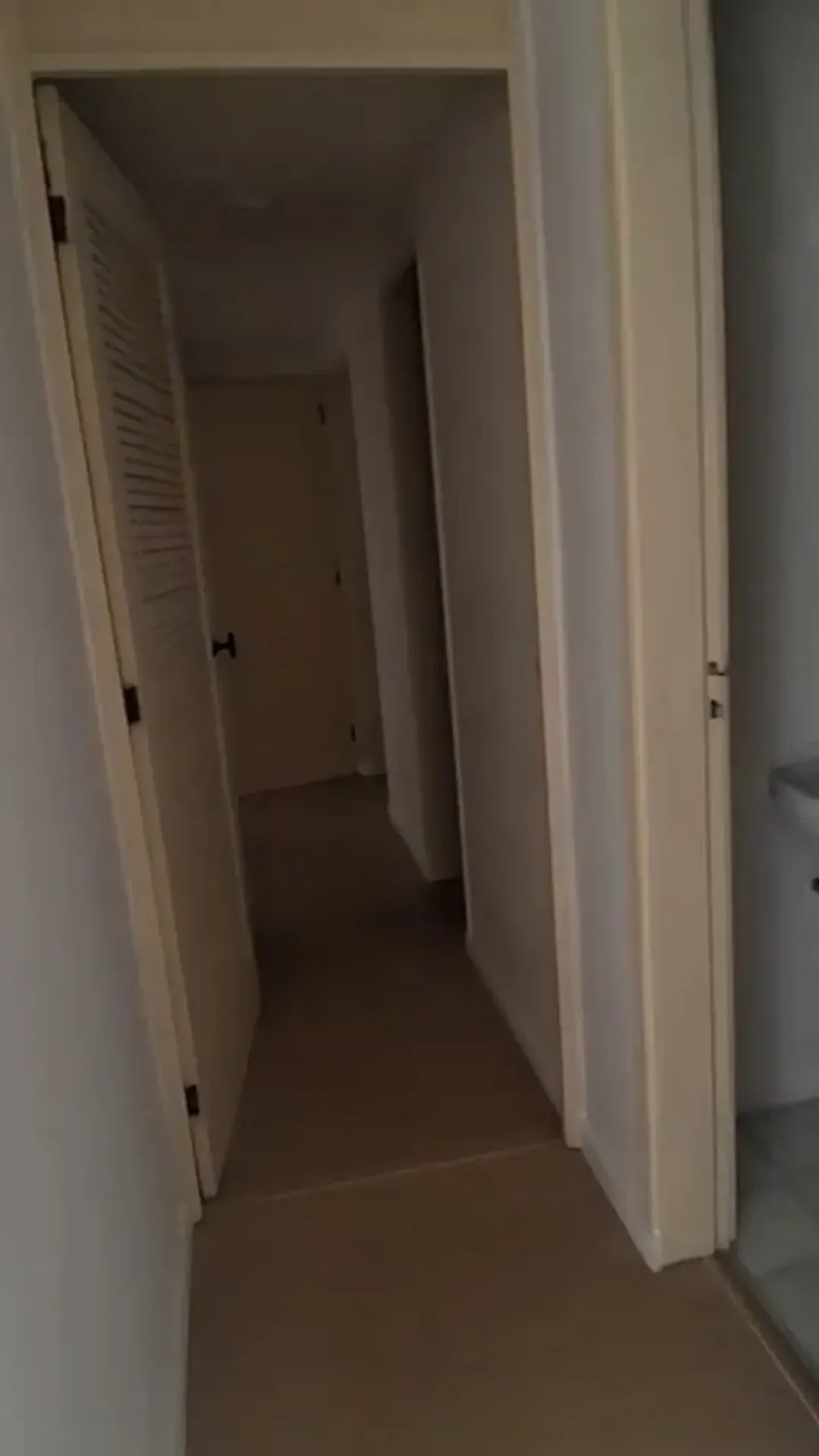 3-bedroom apartment with a gas stove and 1 parking spot — photo 15