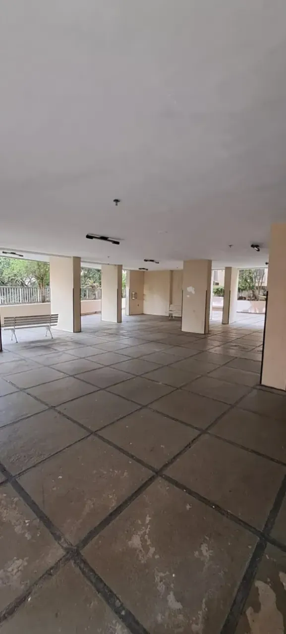 1-bedroom apartment with 2 bathrooms and a parking spot — photo 12